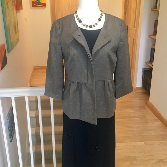 COPY - J. Crew Gray Suiting Peplum Blazer - Picture 5 of 13